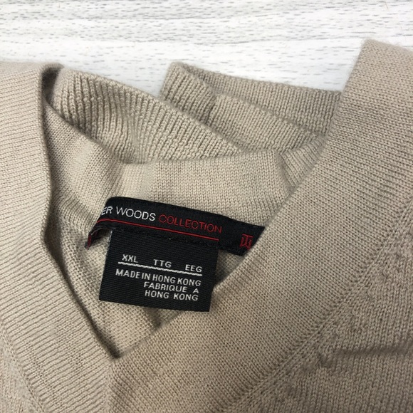 Tiger Woods Collection- Golf Vest- Mens Size XXL- Tan- In good condition. - Picture 3 of 5